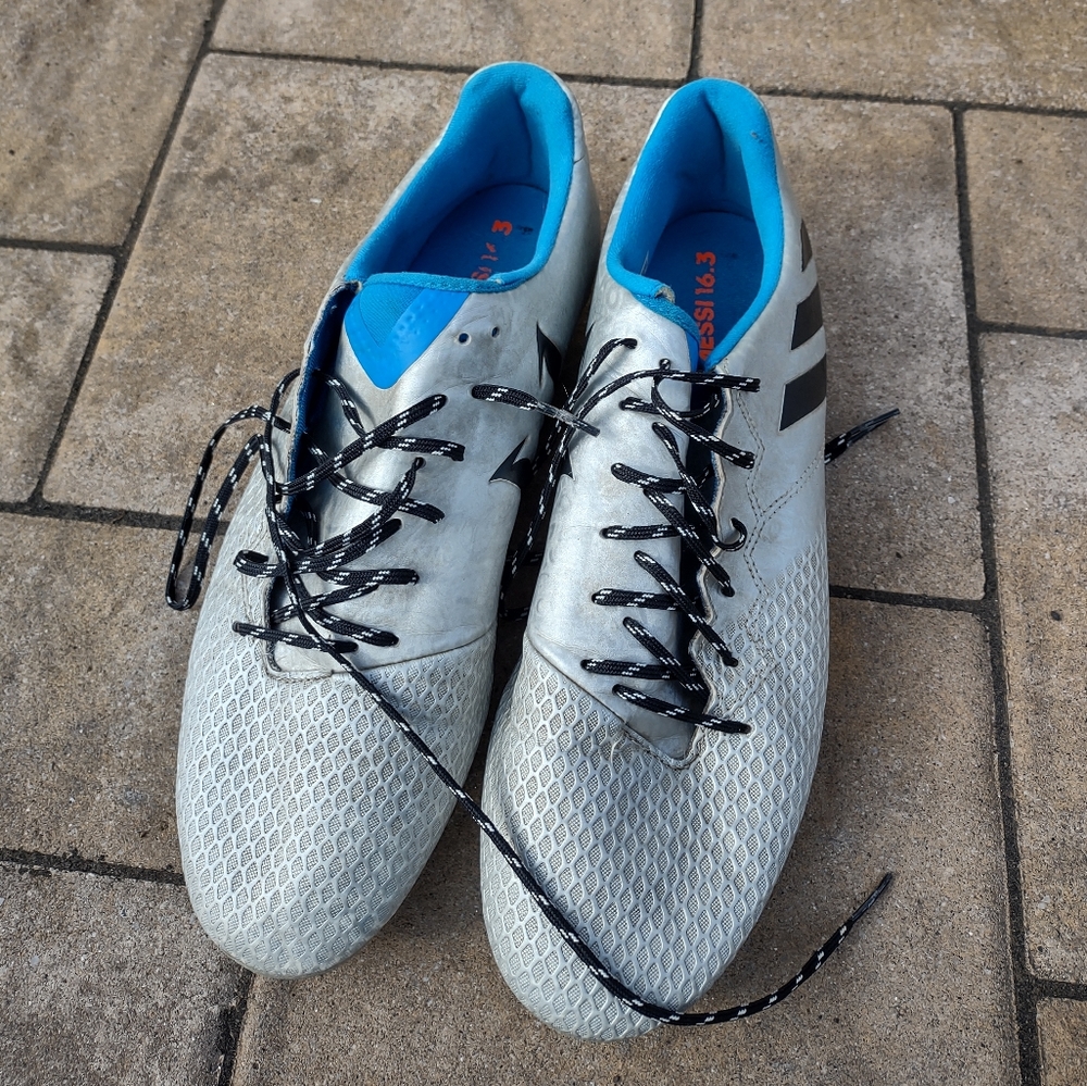 Adidas nemeziz messi